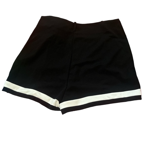 Kendall James Panda Causal Dress Shorts with Oversized Bow tie - Picture 2 of 2